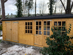 image of bespoke games room for the garden